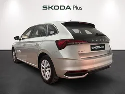 Gris / plateado Usado 2025 Skoda Scala Selection Utilitario | 21.990 € (Precio justo)