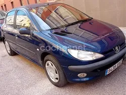 Azul Usado 2002 Peugeot 206 Berlina | 2000 € (Un poco caro)