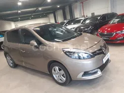 Beige Usado 2016 Renault Scénic III Life Monovolumen | 9200 € (Precio justo)