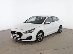 Blanco Usado 2019 Hyundai i30 Berlina | 15.699 € (Precio justo)