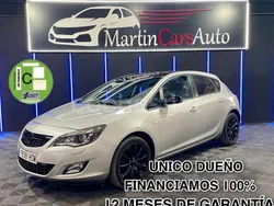 Gris / plata Usado 2011 Opel Astra Cosmo Berlina | 7390 € (Precio justo)