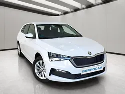 Blanco Usado 2023 Skoda Scala Ambition Utilitario | 17.990 € (Precio justo)