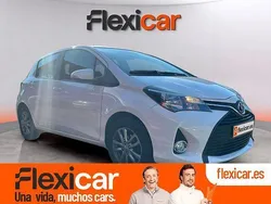 Blanco Usado 2015 Toyota Yaris City Berlina | 11.990 € (Caro)