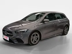 Gris Usado 2024 Mercedes B180 Monovolumen | 34.400 € (Un poco caro)