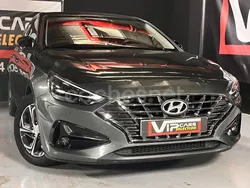 Gris / plata Usado 2021 Hyundai i30 Berlina | 14.990 € (Buen precio)