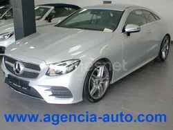 Gris / plata Usado 2018 Mercedes E220 Coupe | 38.990 € (Precio justo)