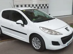 Blanco Usado 2011 Peugeot 207 Berlina | 5200 € (Precio justo)