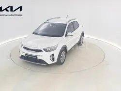 Blanco Usado 2024 Kia Stonic SUV | 18.900 € (Precio justo)