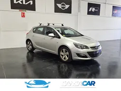 Usado 2015 Opel Astra Excellence Utilitario | 5999 € (Buen precio)