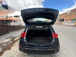 Negro Usado 2013 Toyota Auris Active Berlina | 5500 €