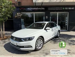 Blanco Usado 2018 VW Passat Advance Berlina | 15.490 € (Precio justo)