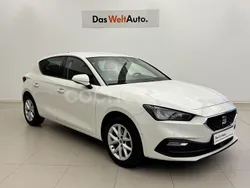 Blanco Usado 2024 Seat Leon Style Berlina | 24.900 € (Precio justo)