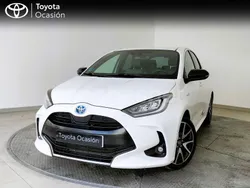 Blanco Usado 2021 Toyota Yaris Hybrid Style Berlina | 19.200 € (Precio justo)