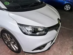 Blanco Usado 2018 Renault Scénic IV LIMITED Monovolumen | 16.000 € (Precio justo)