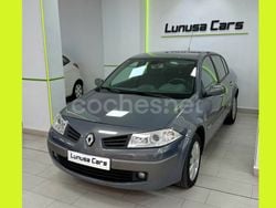 Gris / plata Usado 2007 Renault Mégane II Dynamique Berlina | 4490 € (Precio justo)