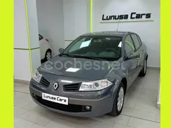 Gris / plata Usado 2007 Renault Mégane II Dynamique Berlina | 4990 € (Un poco caro)