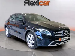 Negro Usado 2021 Mercedes GLA200 SUV | 19.970 €