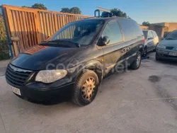 Negro Usado 2004 Chrysler Voyager Monovolumen | 2500 € (Precio justo)