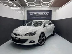 Blanco Usado 2018 Opel Astra GTC Sportive Berlina | 11.990 € (Caro)