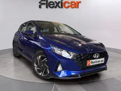 Azul Usado 2021 Hyundai i20 Berlina | 12.290 € (Precio justo)