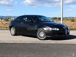 Negro Usado 2006 Alfa Romeo GT Distinctive Coupe | 5000 € (Precio justo)