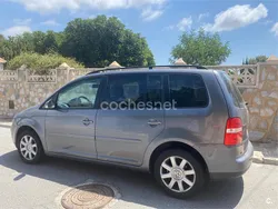 Gris / plata Usado 2005 VW Touran Advance Monovolumen | 4500 € (Precio justo)