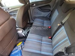 Blanco Usado 2008 Ford Focus Trend Berlina | 2200 € (Buen precio)