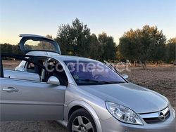 Gris / plata Usado 2006 Opel Signum Elegance Familiar | 3800 €