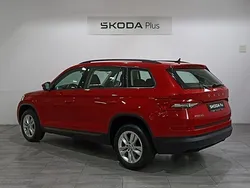 Rojo Usado 2020 Skoda Kodiaq Active SUV | 20.990 € (Precio justo)