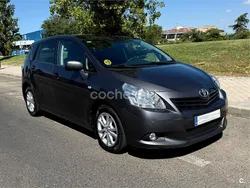 Gris / plata Usado 2012 Toyota Verso Active Monovolumen | 6995 € (Buen precio)