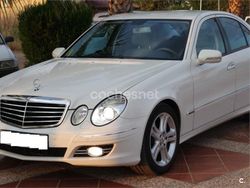 Blanco Usado 2007 Mercedes E320 Avantgarde Berlina | 12.895 €