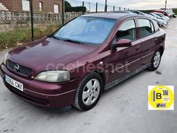 Granate Usado 2003 Opel Astra Comfort Berlina | 1199 € (Buen precio)