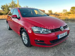 Rojo Usado 2016 VW Golf VII Advance Berlina | 11.990 € (Buen precio)