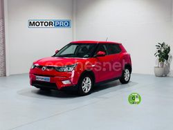 Rojo Usado 2017 Ssangyong (KGM) Tivoli SUV | 10.990 € (Precio justo)