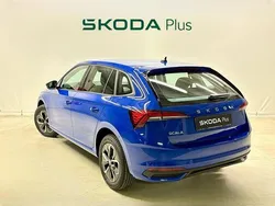Azul Usado 2025 Skoda Scala Essence Utilitario | 20.900 € (Precio justo)