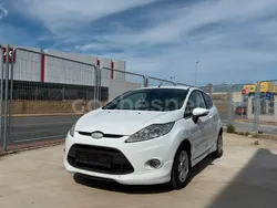 Blanco Usado 2009 Ford Fiesta Sport Utilitario | 5400 € (Buen precio)