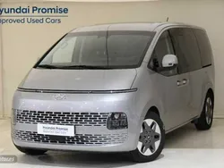 Shimmering silver Usado 2022 Hyundai Staria Van | 38.900 € (Super precio)