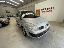 Gris / plata Usado 2004 Renault Grand Scénic II Authentique Monovolumen | 3990 € (Precio justo)