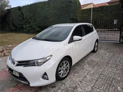 Blanco Usado 2014 Toyota Auris Active Berlina | 8500 € (Precio justo)