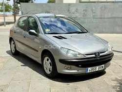 Gris / plata Usado 2002 Peugeot 206 Berlina | 2499 € (Precio justo)