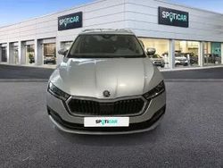 Gris Usado 2021 Skoda Octavia Ambition Familiar | 23.900 € (Un poco caro)