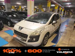 Blanco Usado 2011 Peugeot 3008 Premium Berlina | 4650 € (Buen precio)