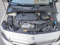 Blanco Usado 2015 Mercedes B200 Monovolumen | 13.800 € (Un poco caro)