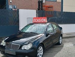 Azul Usado 2005 Mercedes C220 Classic Berlina | 6490 € (Precio justo)