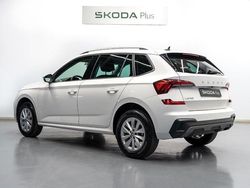 Blanco Usado 2024 Skoda Kamiq Selection SUV | 21.800 € (Un poco caro)