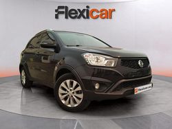 Negro Usado 2016 Ssangyong (KGM) Korando Limited SUV | 11.590 €