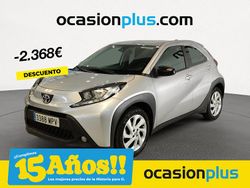 Gris / plata Usado 2024 Toyota Aygo Play Utilitario | 14.610 € (Precio justo)