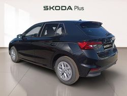 Negro Nuevo 2025 Skoda Fabia Selection Utilitario | 19.190 € (Precio justo)