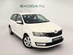 Blanco Usado 2017 Skoda Rapid Utilitario | 9950 € (Caro)