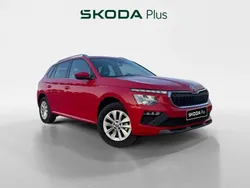 Rojo Usado 2024 Skoda Kamiq Selection SUV | 18.790 € (Precio justo)